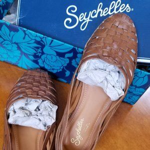 Seychelles Woven Leather Flat 8.5